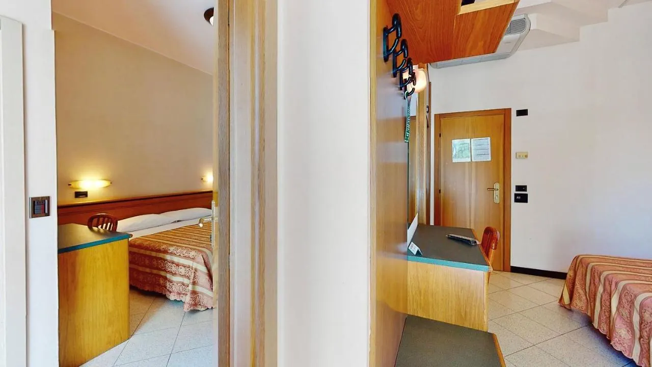Hotel Excelsior Cervia Italien